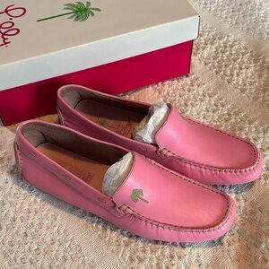 NEW Lilly Pulitzer cany pink driving loafers with palm tree embroidery sz 9